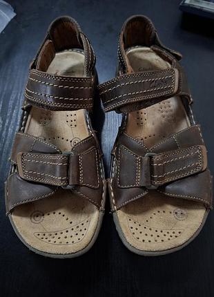 Сандалии clarks