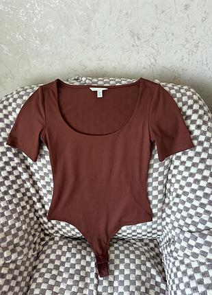Теракотове боді h&m оригінал бавовна трикотажне боді з глибоким вирізом ечм топ