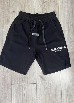 Шорти essentials