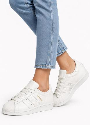 Adidas кросівки жіночі