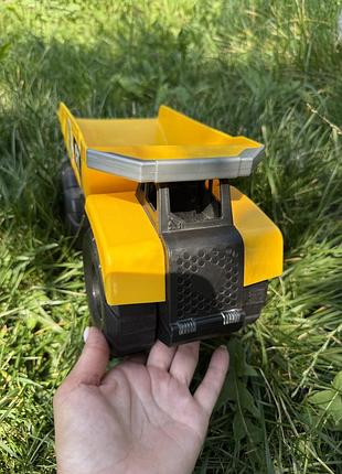 Самосвал cat 3