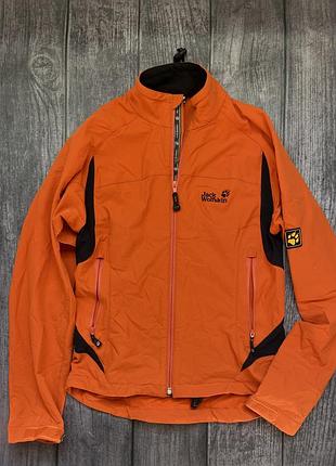 Жіноча софтшел куртка jack wolfskin