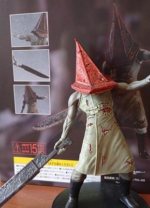 Silent hill фігурка pyramid head red