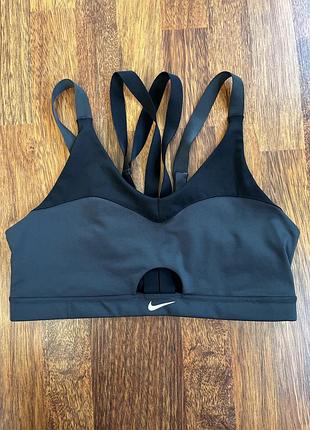 Спортивний топ nike