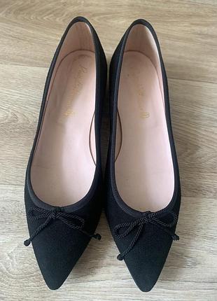 Pretty ballerinas нежные балетки известного бренда, выполненные из натуральной замши, внутри кожа и текстиль