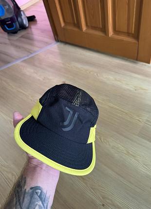 Кепка adidas нова