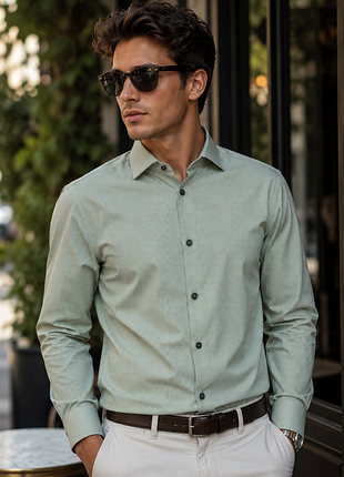 Шикарная хлопкова рубашка в бело - салатовую клетку hugo boss slim fit made in malaysia