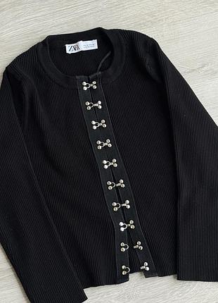 Новий чорний кардиган zara на металевих гачках/застібках (розмір m)