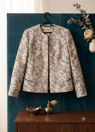 Продам стильний жакет "collection dana"  бренд: collection dana  розмір: 48 (європейський)  стан: чудовий, без дефектів