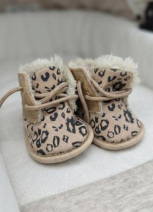 Пинетки 0-3мес. угги baby by gémo