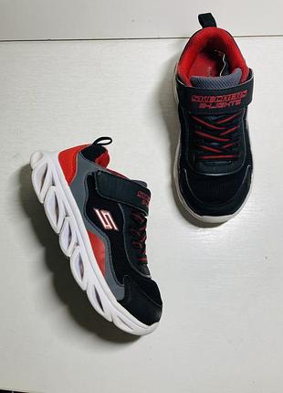 Спортивні led кросівки на хлопчика легкі 28 розмір