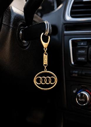 Брелок из желтого золота audi (ауди) (з9004.1)