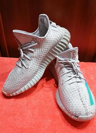 Кроссовки adidas yeezy boos
