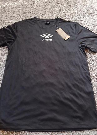 Футболка чоловіча нова легка umbro xl