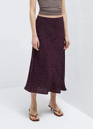 Сатиновая коричневая юбка в голубой горох zara
🌺🌺🌺🌺🌺🌺🌺🌺🌺🌺