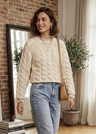 Обʼємний светр косами zara s