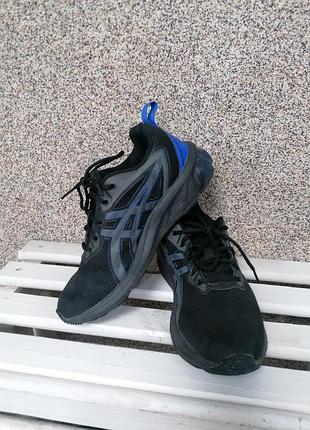 Кросівки asics