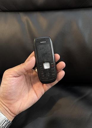 Кнопочний телефон nokia 1800