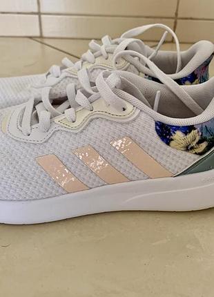Кросівки adidas