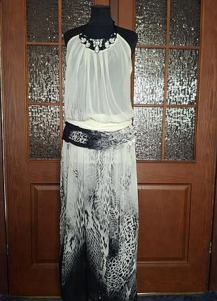 Жіночий шифоновий сарафан максі з декором на горловині, біло-чорний принт