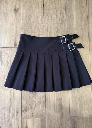 Міні-спідниця bershka