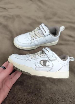 Оригинальные кроссовки champion 29,5р