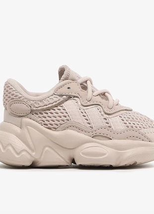 Стильні кросівки adidas ozweego, оригінал, р-р 26.5, уст 17 см.