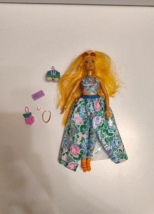 Лялька barbie модниця