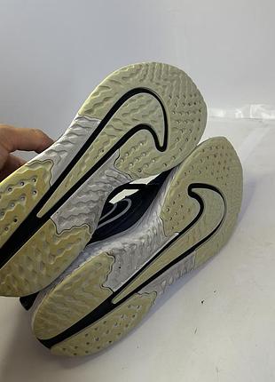 Кросівки nike legend react 2 розмір 44 7