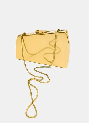Жесткий клатч zara