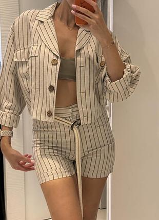 Комплект жакет і шорти pull and bear