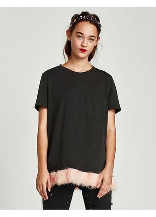 Стильная черная футболка от zara