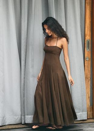 Объемное платье средней длины с хальтером от zara