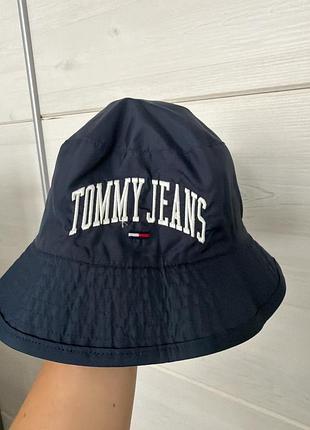 Панама tommy jeans .