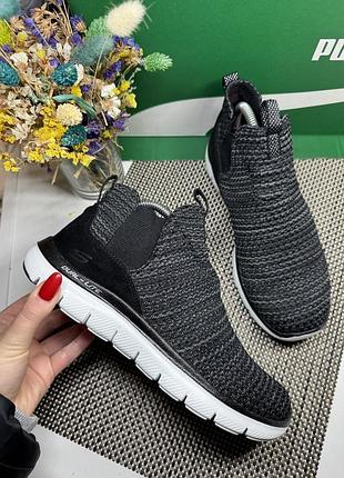Оригінальні кросівки skechers