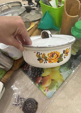 Крышки посуда тарелки
