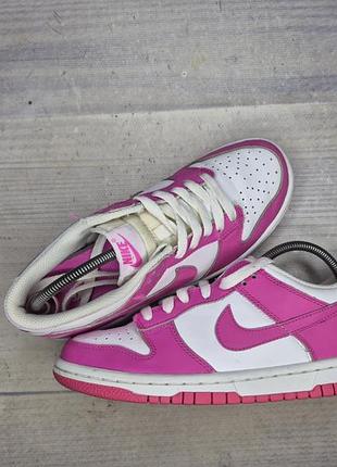 Кроссовки nike dunk low gs
