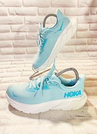 Кросівки hoka