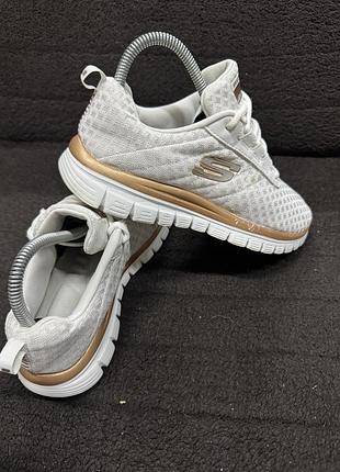 Кросівки жіночі skechers