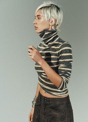 Свитер гольф от zara
