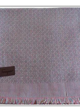 Платок salvatore ferragamo шерсть