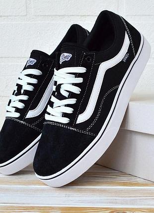 Vans black 4