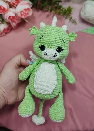 Вязаный дракон - первая игрушка для малыша 👶🏻🐉