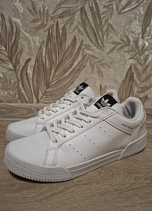 Кроссовки adidas оригинальные