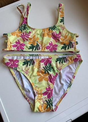Яскравий купальник zara
