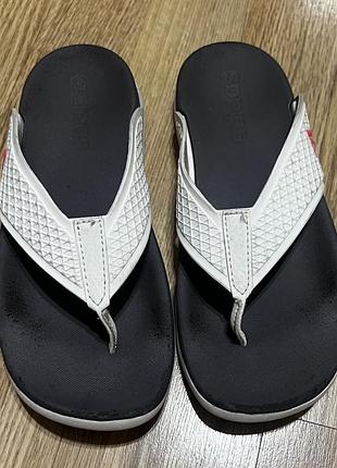 Шлепанцы — модель adidas adilette comfort flip flop