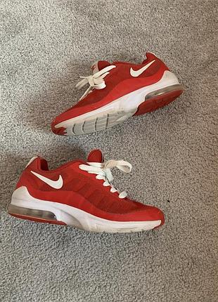 Жіночі кросівки nike