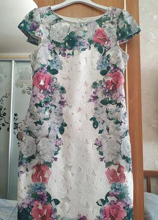 Изысканное кружевное платье phase eight