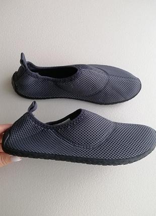 Аквашузи decathlon р. 39-40, 25 см.