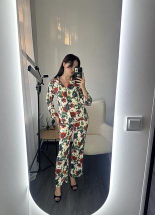Костюм в яскравий квітковий принт h&m